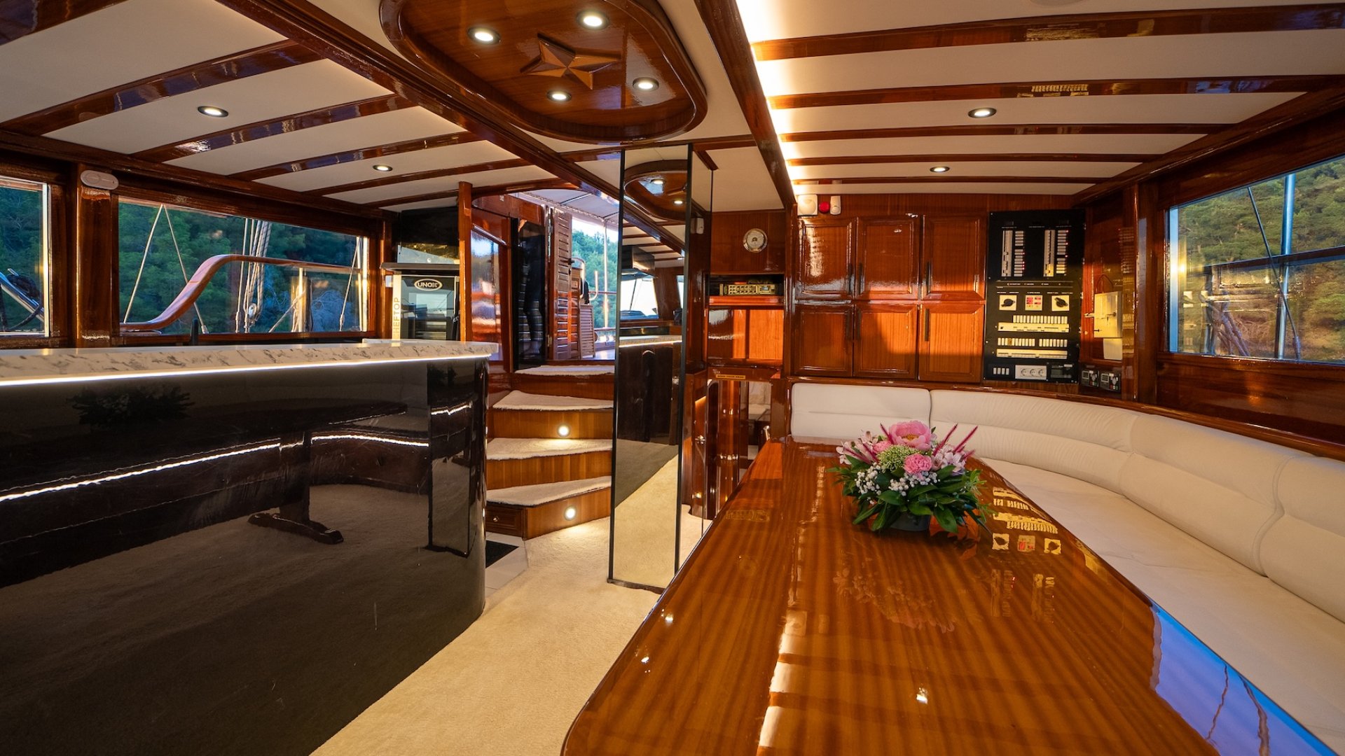 Interior bar and lounge of luxury yacht, Allure.