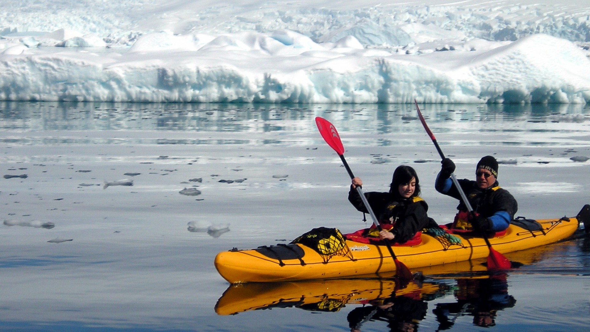 sea kayaking in antarctica